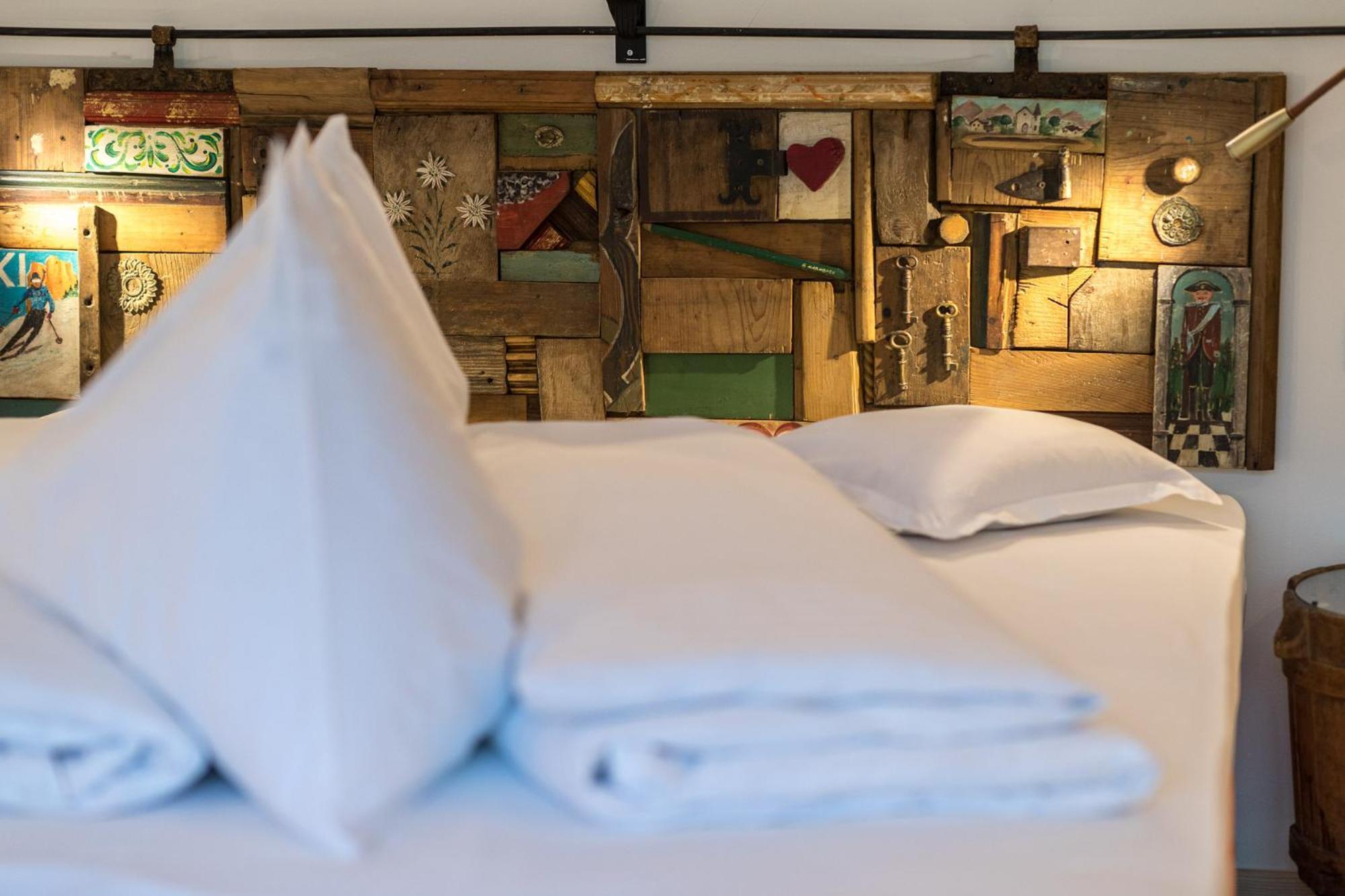 Al Plan, A Mountain Moving Hotel San Vigilio Di Marebbe Camera foto