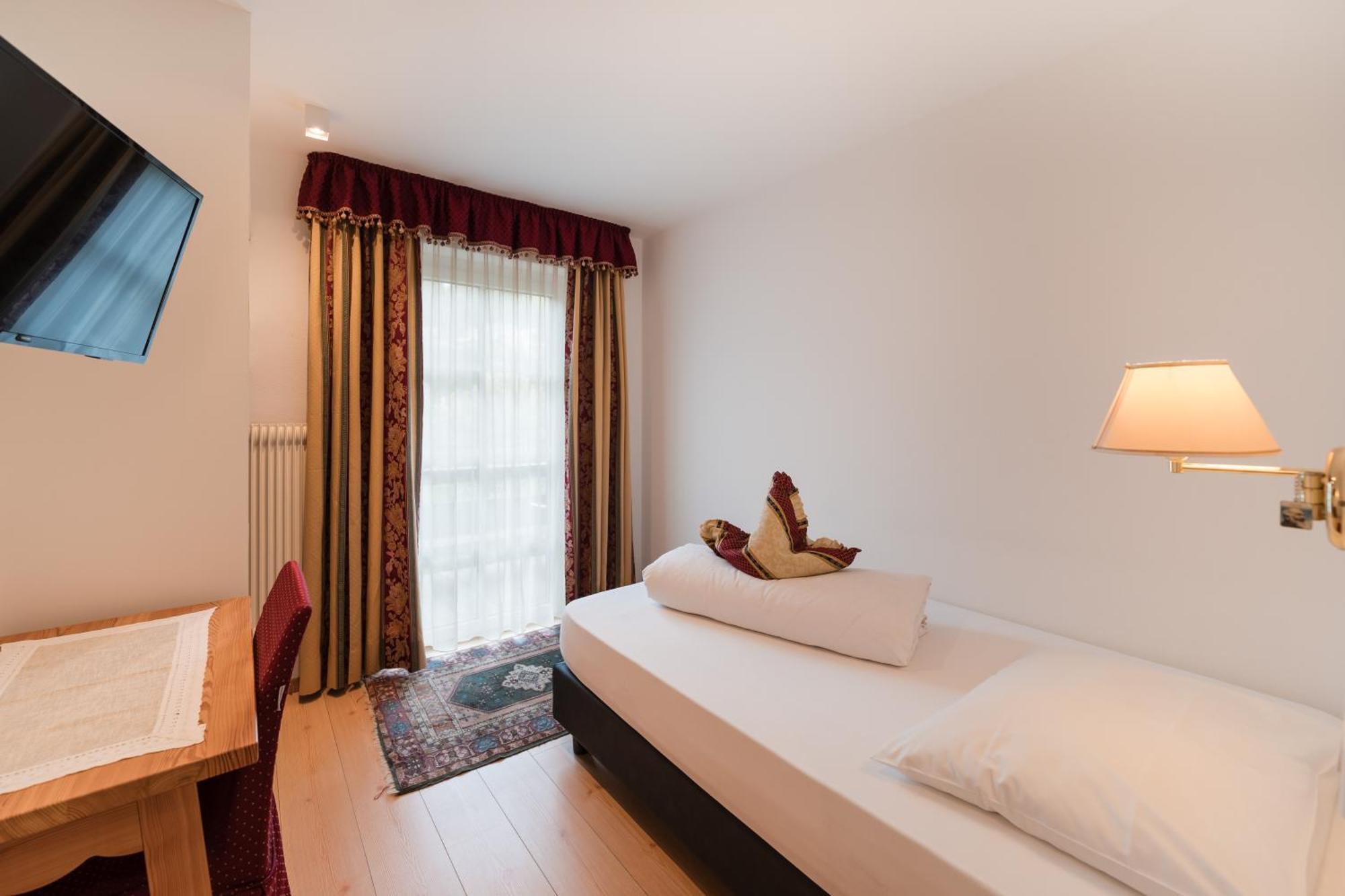Al Plan, A Mountain Moving Hotel San Vigilio Di Marebbe Esterno foto