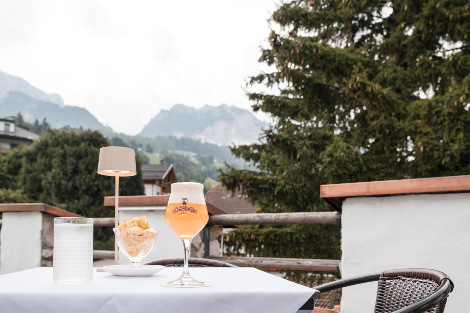 Al Plan, A Mountain Moving Hotel San Vigilio Di Marebbe Esterno foto